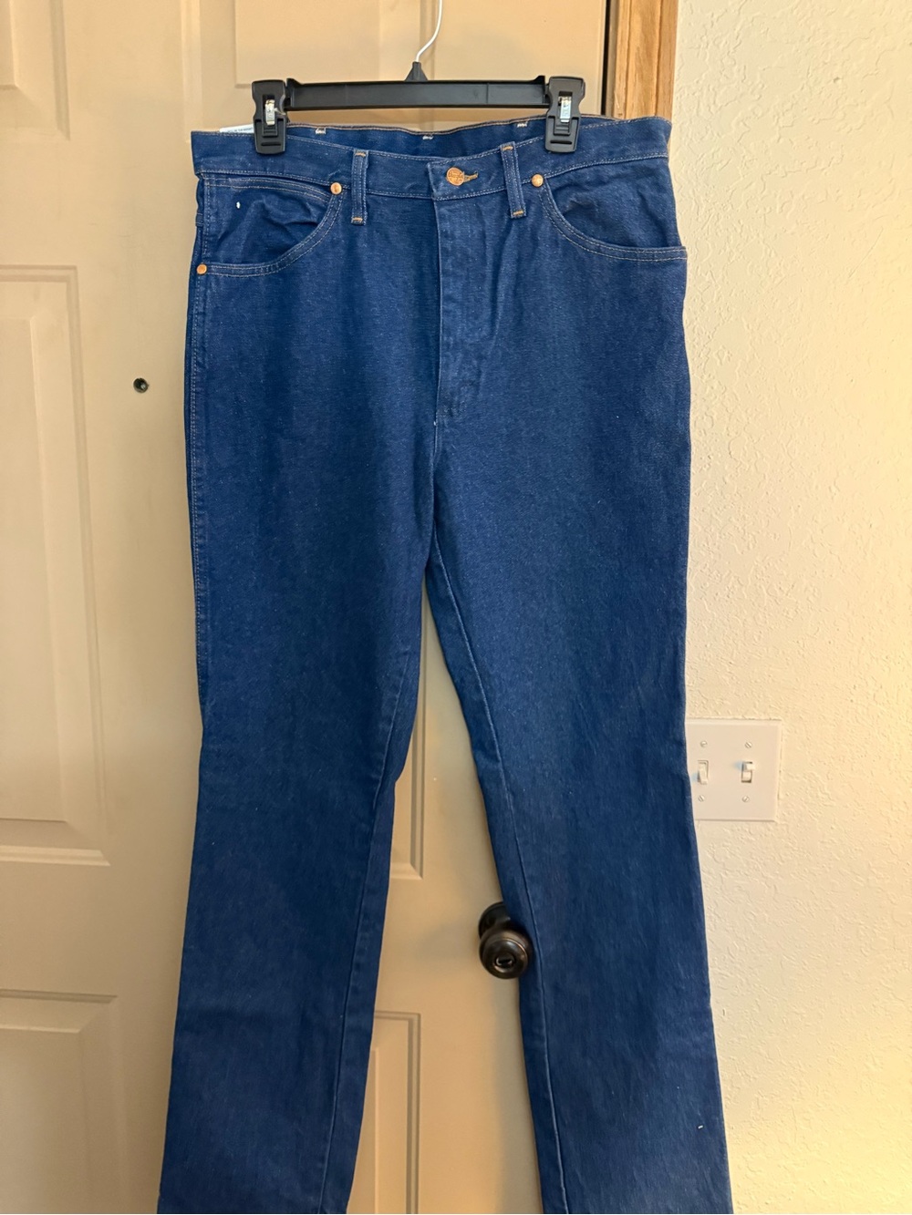 Wrangler Men’s Slim Jeans in Dark Blue